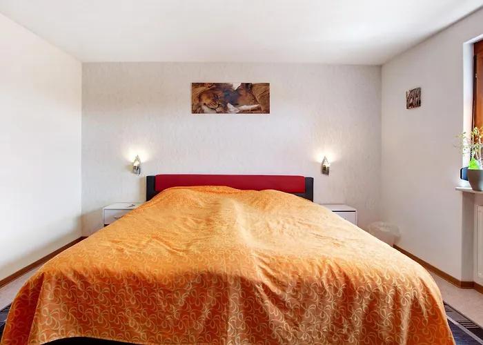 Piccola Perla 于林根-比肯多夫